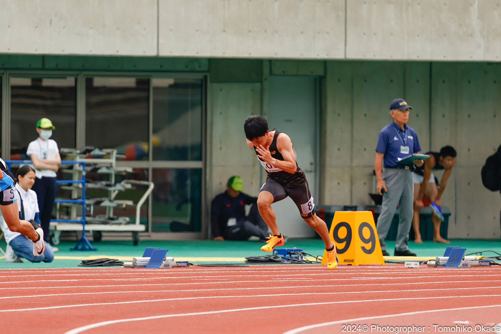 足立 祥史 選手